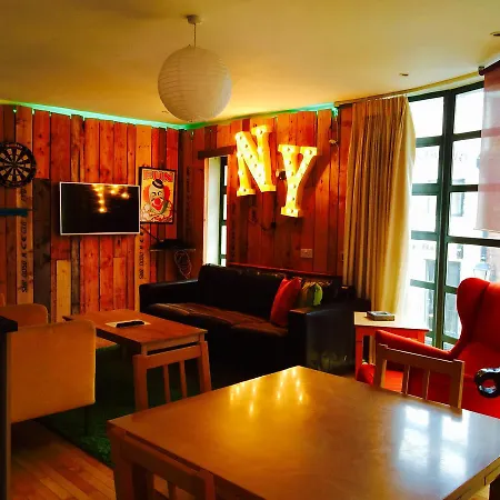 Apartamento 1 *